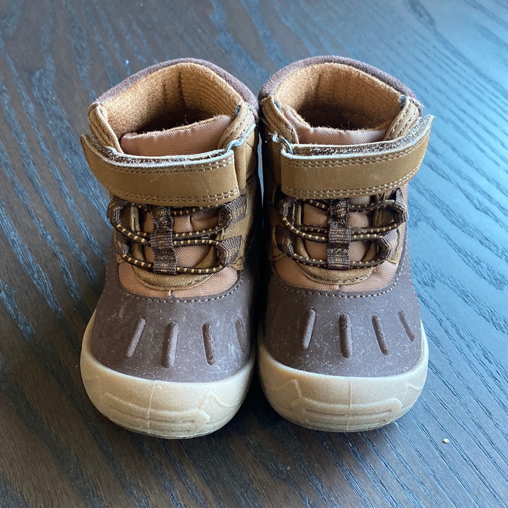 Stride Rite 360 boots